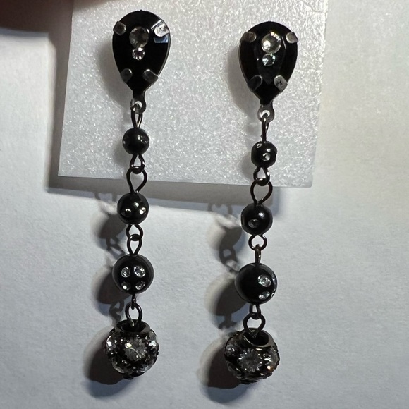 Black Soirée Dangle Drop Fashion Earrings - Picture 10 of 12